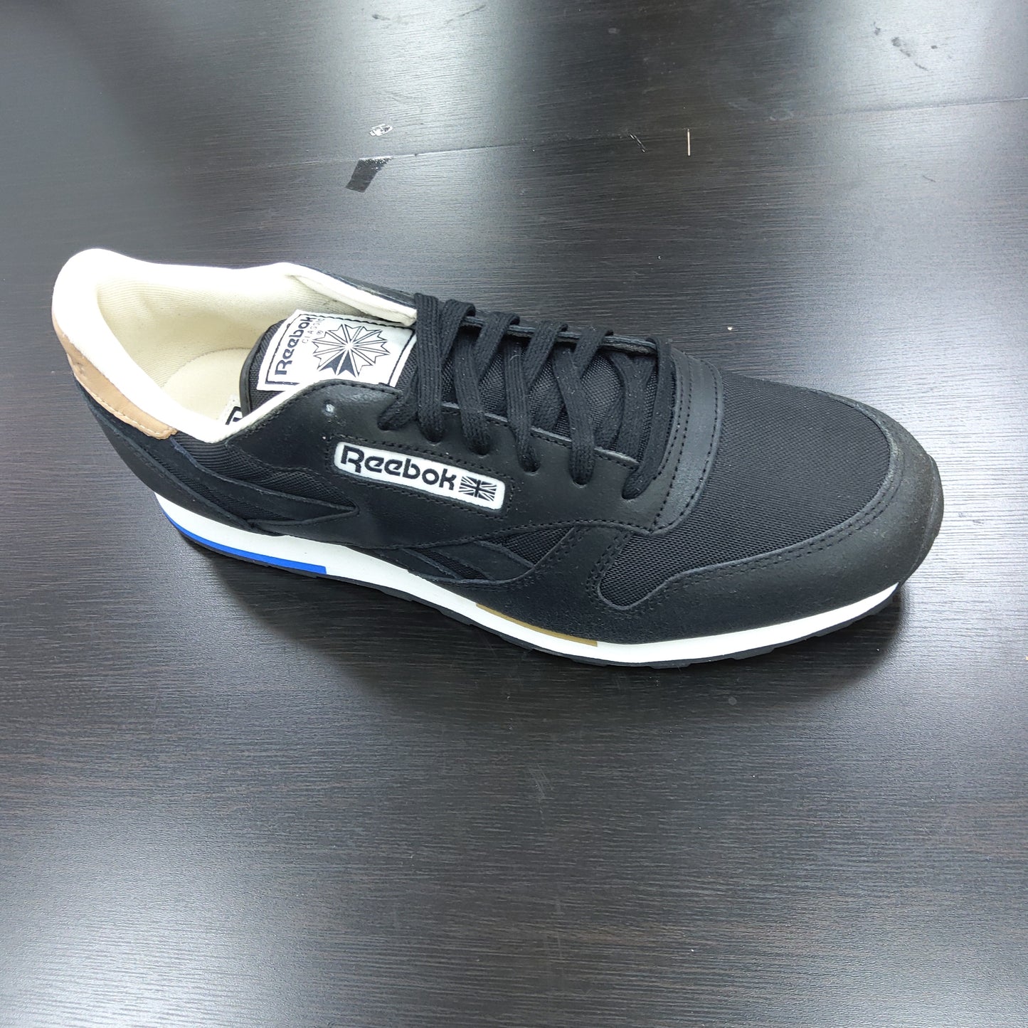 Reebok Men's Classic Leather Casual-m, Black/Walnut/Paper White/Vital Blue/White/Chalk M46086