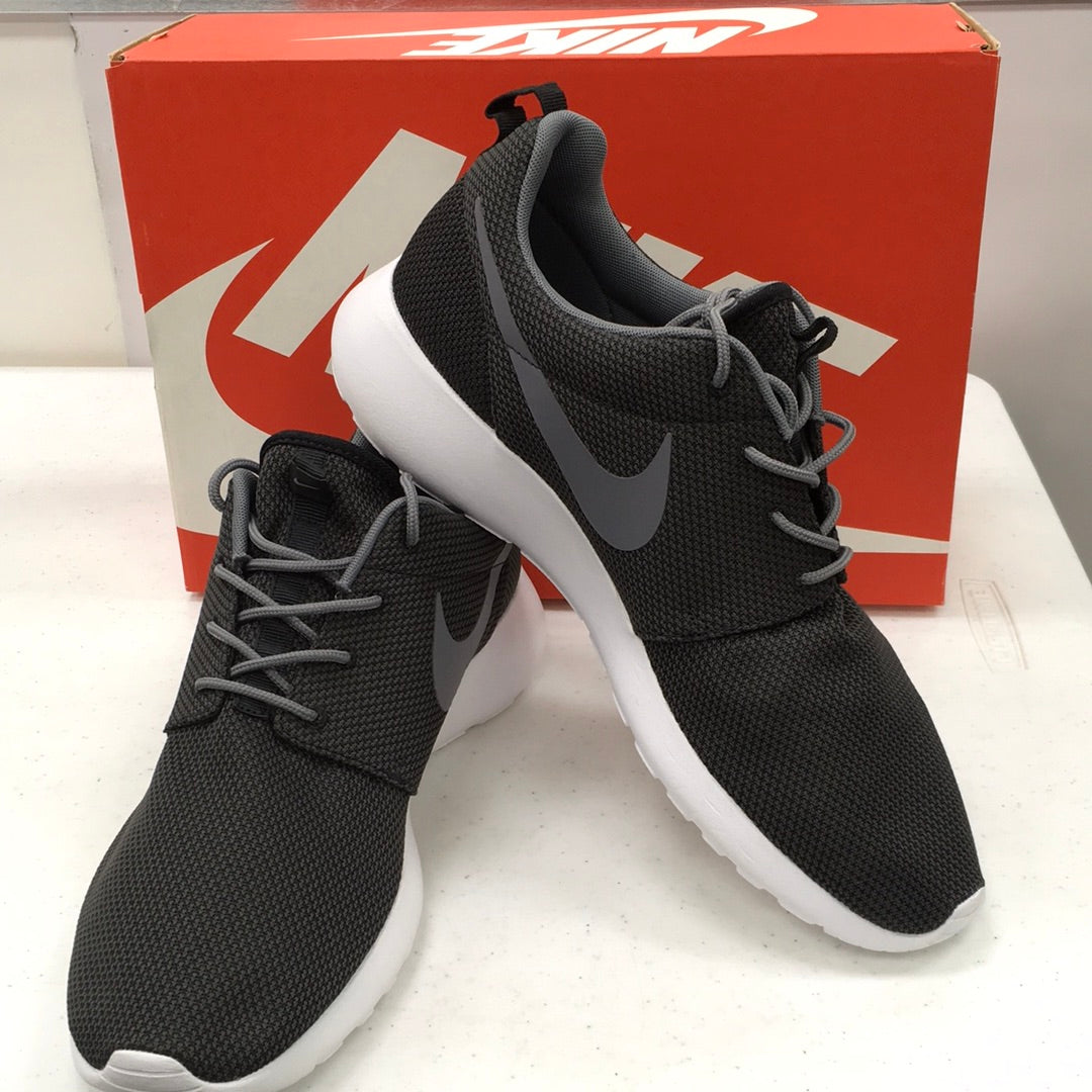 NIKE ROSHERUN 511881 011