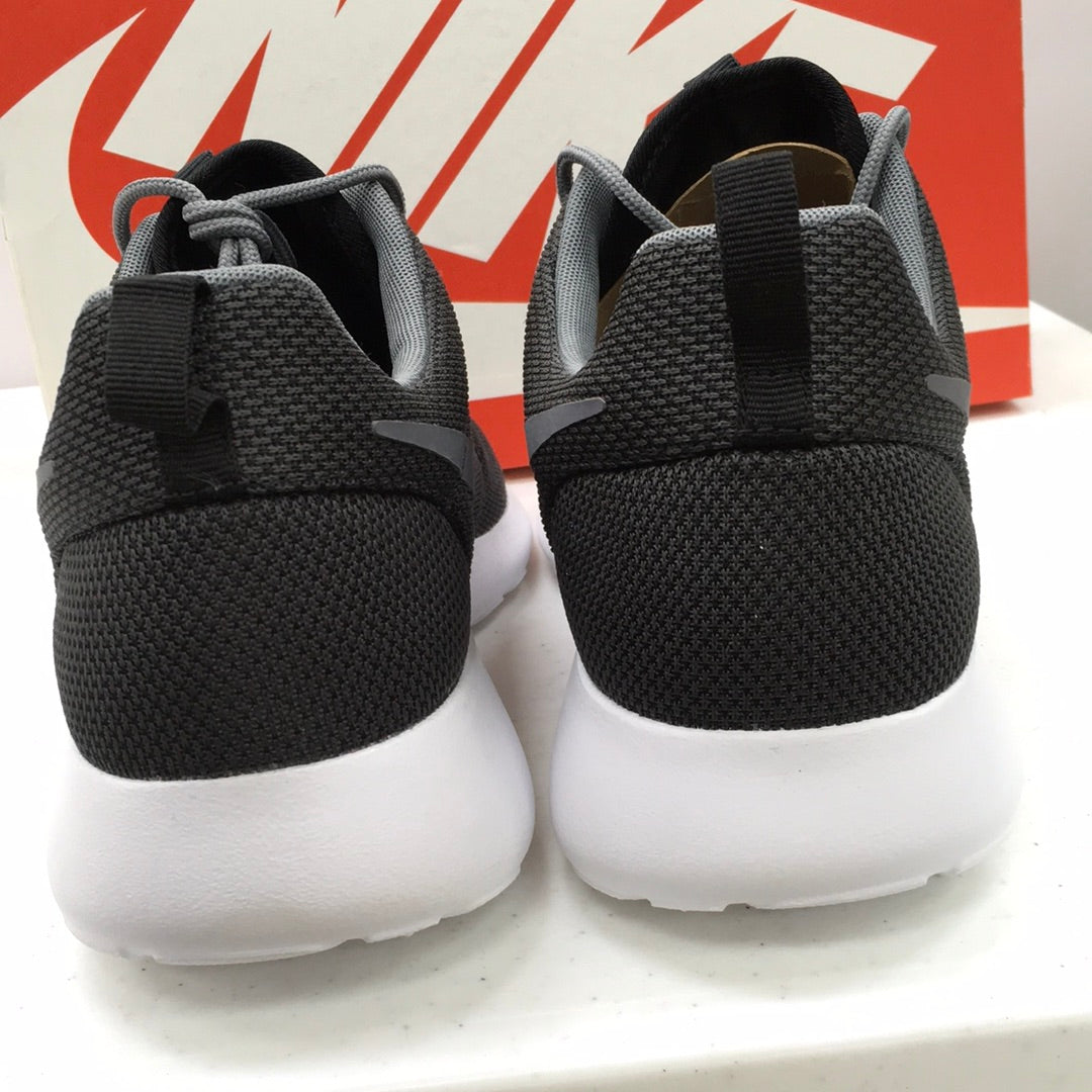 NIKE ROSHERUN 511881 011