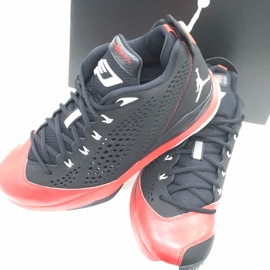 NIKE AIR JORDAN CP3. VII 616805 002